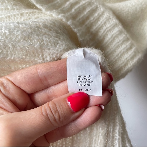 J.Crew sweater ❄️ - Picture 4 of 9